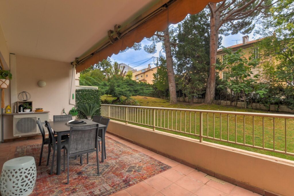 TERRASSE 3